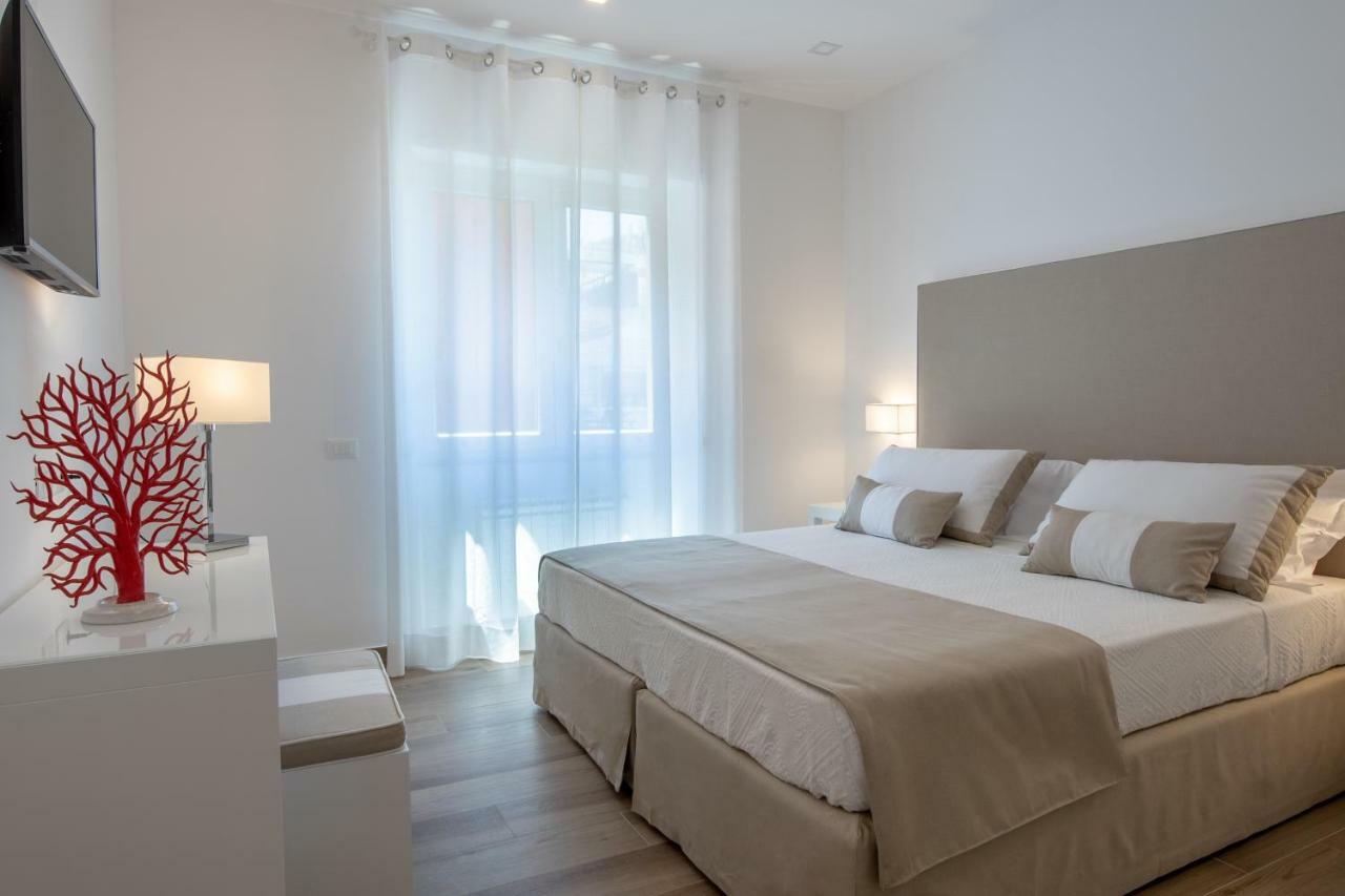 Solymar Apartments سورينتو المظهر الخارجي الصورة